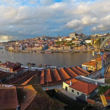 Casa Vista Douro * 加亚新城